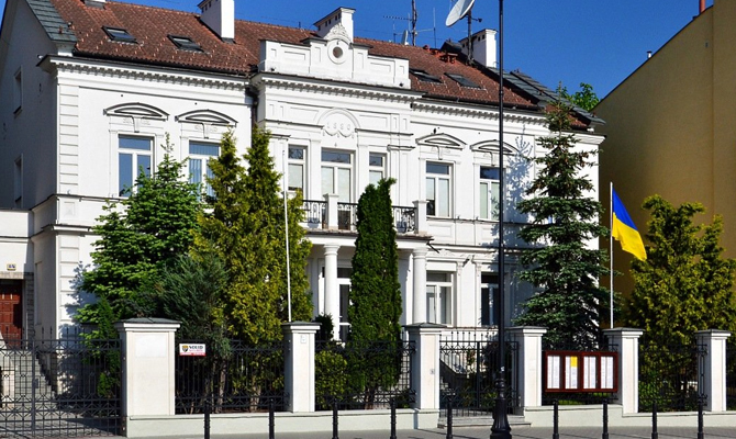 Украина открыла 11-е почетное консульство в Польше