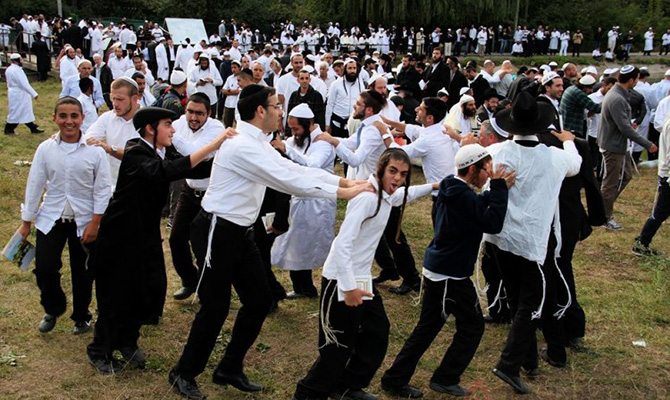 В Умань на празднование еврейского Нового года прибыли свыше 21,6 тыс. хасидов