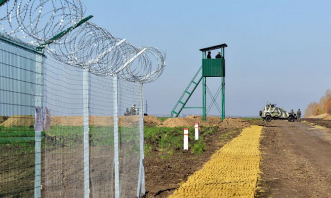 Россия построит 50-километровый забор в Крыму
