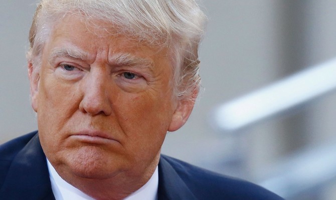 Трамп: США могут расширить список стран, гражданам которых запрещен въезд