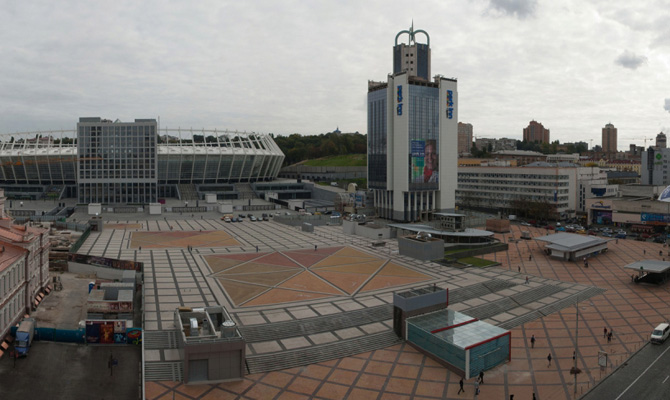 Новинский открыл в Украине свой первый отель