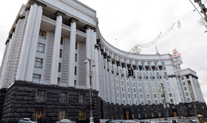 Кабмин утвердил реструктуризацию внутреннего долга на 220 миллиардов