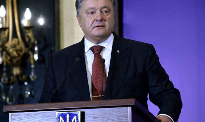 Порошенко внесет два законопроекта о реинтеграции Донбасса
