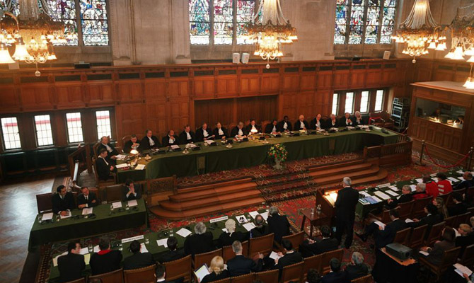 Гаагский трибунал может получить право расследовать преступления в Украине