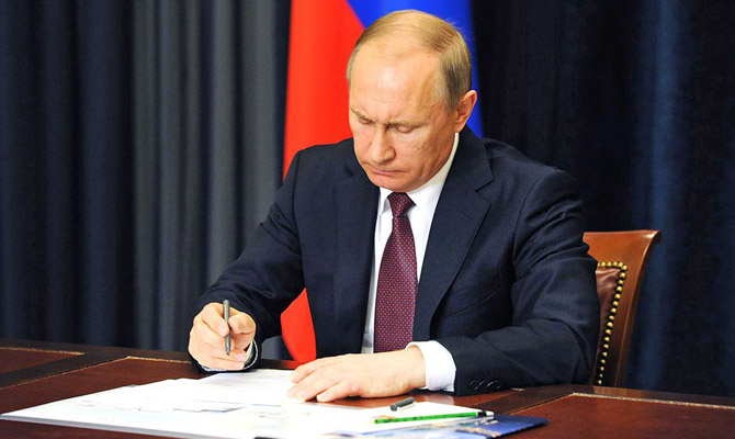 Путин разрешил иностранным военным бороться с терроризмом за пределами России