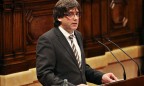 Президент Каталонии попросил парламент отложить объявление независимости