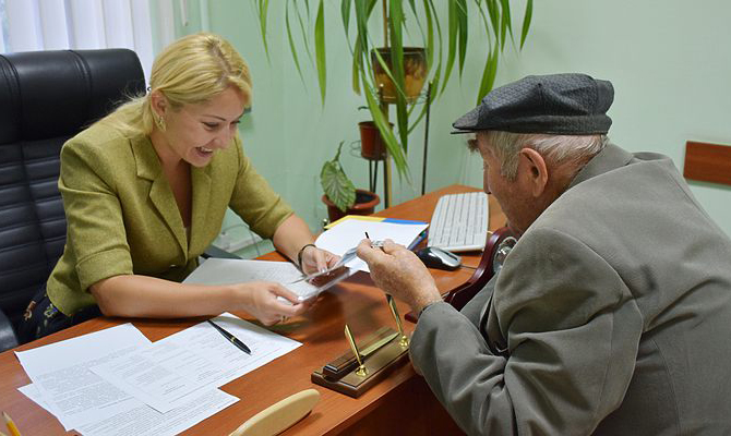 В Минсоцполитики рассказали, когда начнется монетизация субсидий