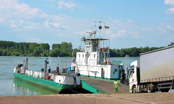 На Одесчине запустят паромную переправу через Дунай