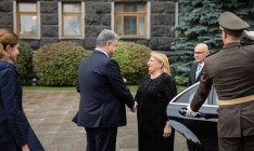 Порошенко начал переговоры с президентом Мальты