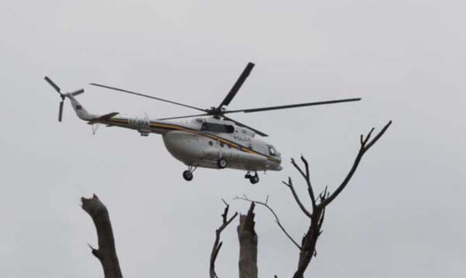 В Кении упал в озеро вертолет с журналистами