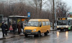 Исследование: Пребывание в общественном транспорте дает такой же отрицательный эффект, как понижение зарплаты