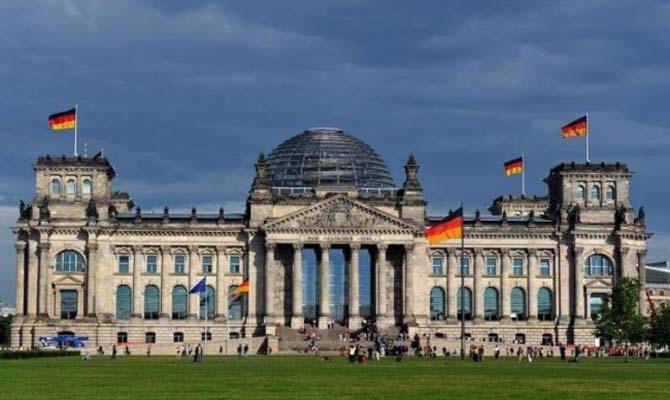 В Германии отложили переговоры по формированию новой коалиции