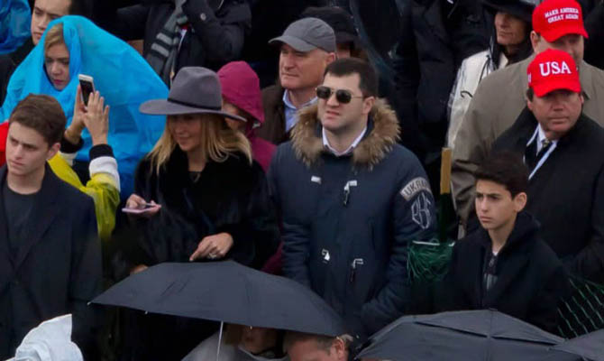 НАПК не нашло нарушений в поездке Насирова на инаугурацию Трампа