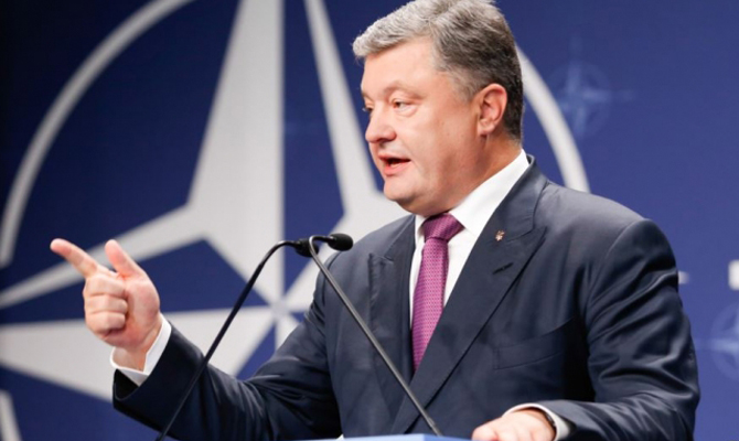 Порошенко требует усилить сотрудничество с НАТО