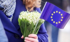 Почти 600 тыс. украинцев получили разрешение на проживание в ЕС