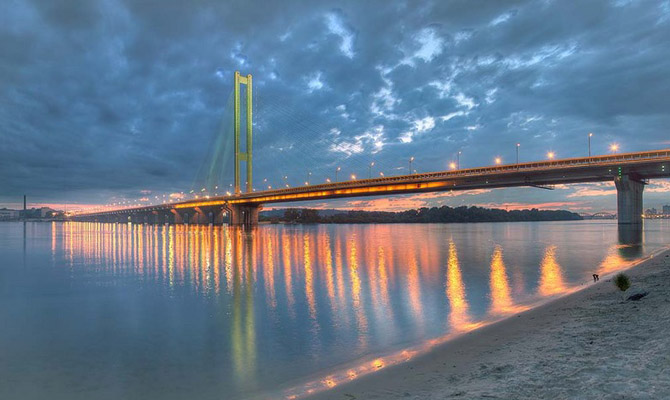 С 26 ноября в Киеве ограничат движение по Южному мосту