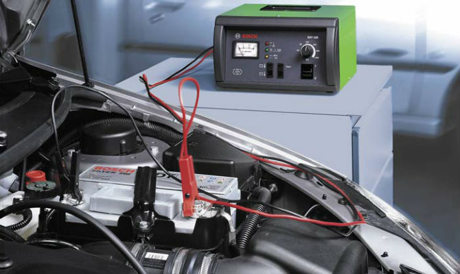 Безопасная зарядка аккумуляторной батареи на «Бош Авто Сервис»