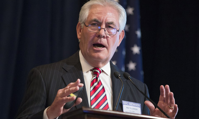 Санкции против РФ будут сохраняться до полного выполнения минских соглашений, - Тиллерсон