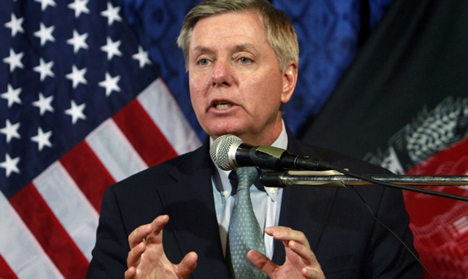 США могут вывезти семьи дипломатов из Кореи