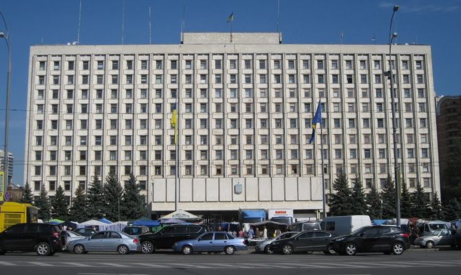 ЦИК зарегистрировала еще одного нардепа