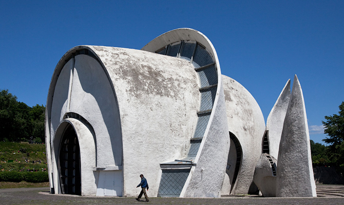 В Киеве появится еще один крематорий