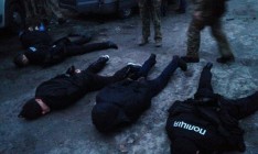 В Запорожье задержаны 9 человек, которые под видом полицейских совершали разбойные нападения