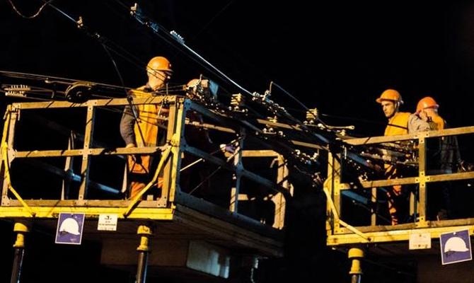 В Украине без света остались 50 населенных пунктов