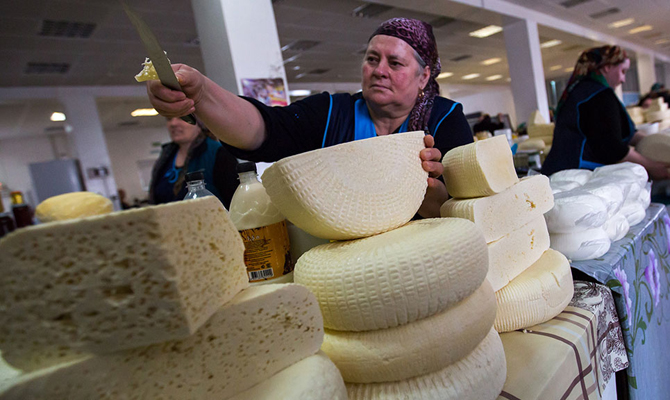 Украина продлит ввозные пошлины на товары из России