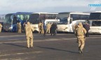 Первый автобус с освобожденными украинскими заложниками уже на нашей территории
