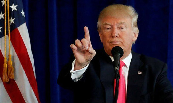 Трамп обвинил Китай в поддержке импорта нефти в КНДР