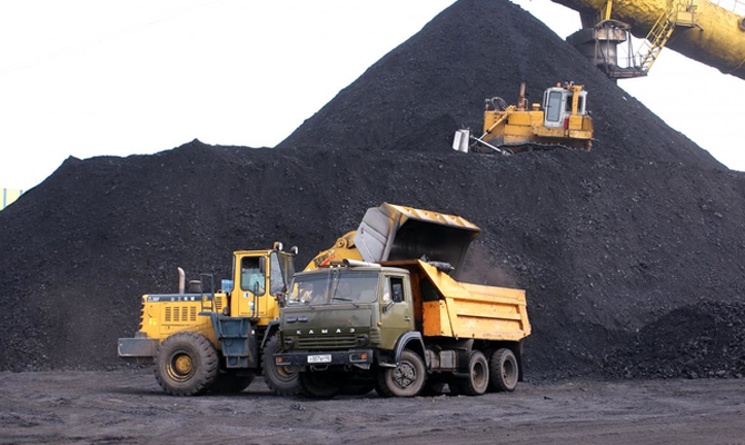 На украинские ТЭС и ТЭЦ отгрузили 4,1 млн тонн импортного угля