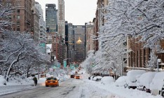 От небывалых холодов страдают в США около 100 млн американцев