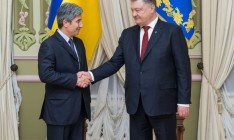 Порошенко принял верительные грамоты от послов ряда стран