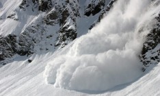 В Карпатах сошли три лавины, в том числе с Говерлы