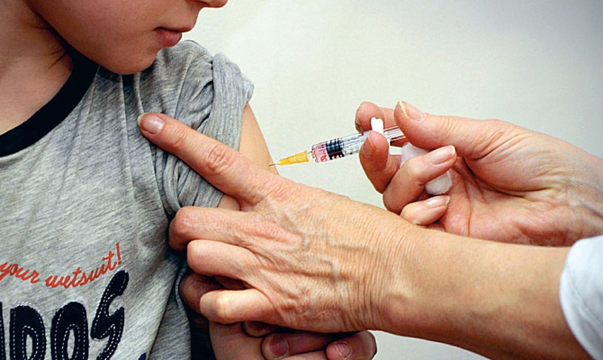 В Киеве детей без прививок от кори не пустят в школы и детсады, — КГГА