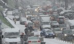 Киев из-за снега парализовали 8-балльные пробки