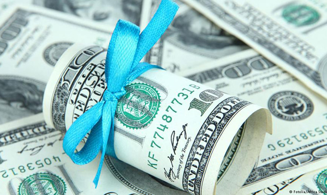 Украина может получить транш от МВФ к началу апреля, - Порошенко