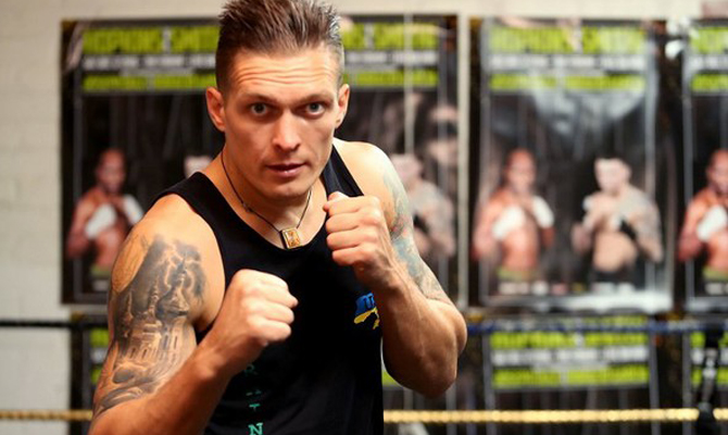 Россияне хотят перенести бой Усик - Гассиев в Россию