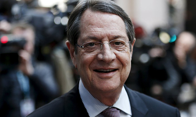 Президент Кипра переизбран на второй срок