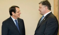 Переизбранный президент Кипра пригласил Порошенко на встречу
