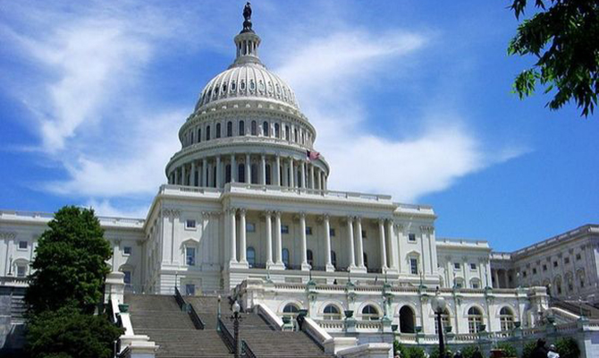 Конгресс США снова не смог принять бюджет