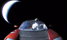 Астрономы: Tesla Илона Маска не долетит до астероидов