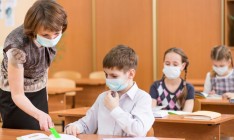 В Киеве на карантин закрылись 75 школ