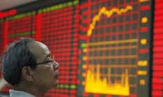 Китайский рынок акций понес наибольшие недельные потери за два года