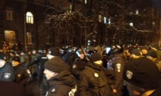 Митинг сторонников Саакашвили под АП: Начались первые задержания
