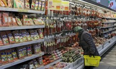 40% киевлян могут покупать деликатесы только по праздникам, — опрос