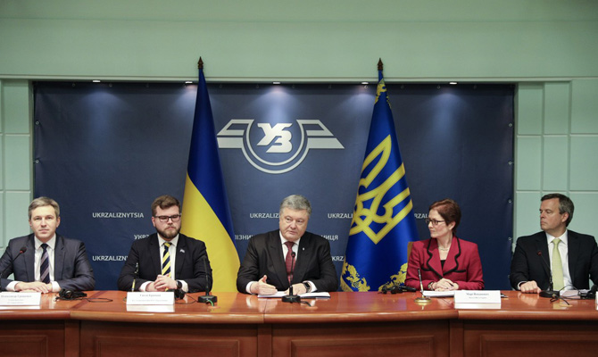 Сотрудничество Украины и США выросло вчетверо, - Порошенко