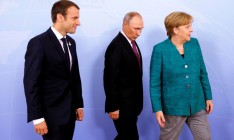 Макрон и Меркель призвали РФ оказать давление на Сирию по Восточной Гуте