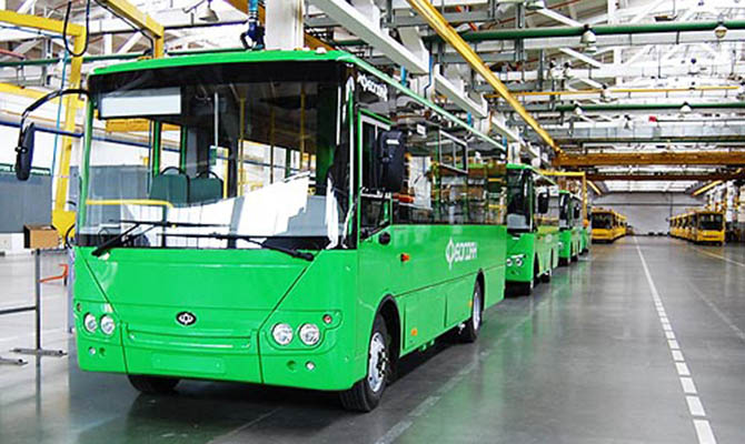 «Электронтранс» победил «Богдан» в торгах на поставку Ужгороду 10 больших автобусов