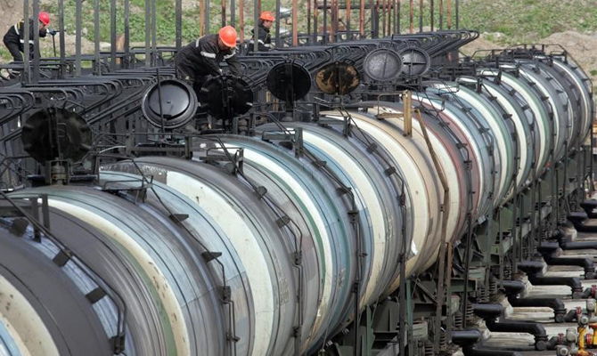 Белоруссия с 1 марта снижает экспортные пошлины на нефть и нефтепродукты